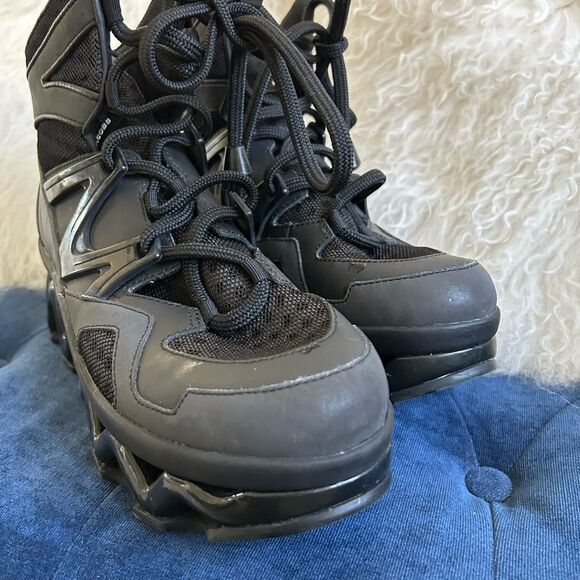 Marc Jacobs Ninja Wave Platform Sneakers - Picture 2 of 5